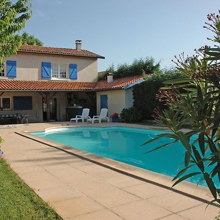Civrieux Le Relais Du Grand Logis B&B 외부 사진